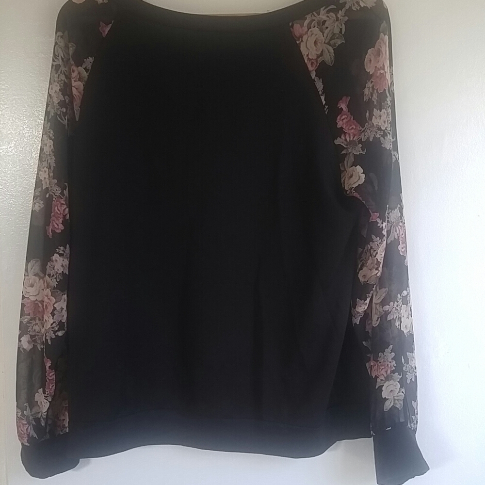 Sweaters / blouse - Picture 2 of 4